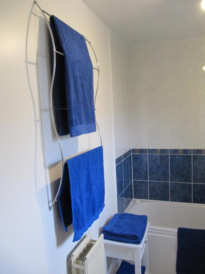 Cozy Off Road 2 Bedroom Cottage Apartment With Free Wi-Fi And Private Parking Глазго Екстер'єр фото