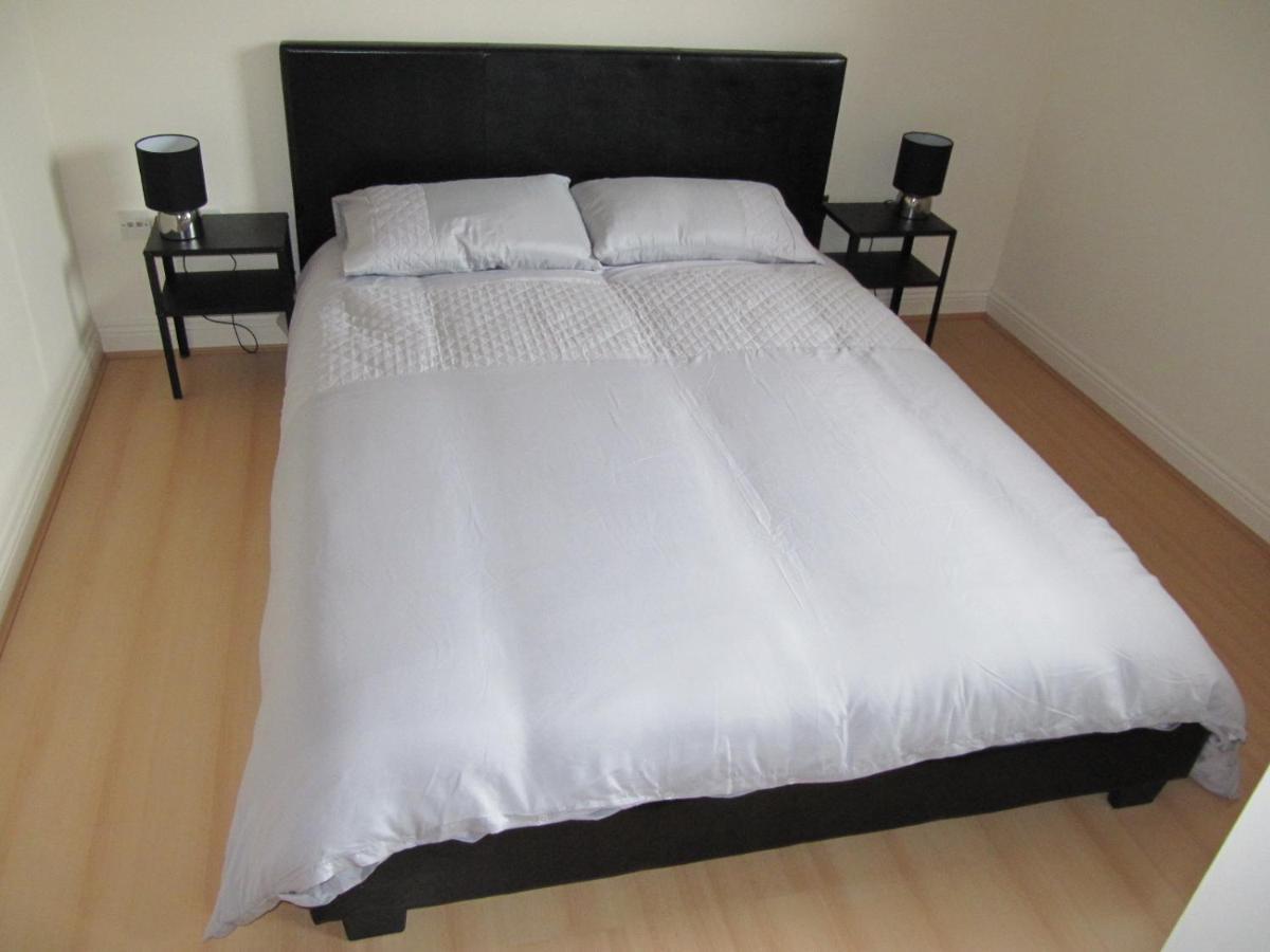 Cozy Off Road 2 Bedroom Cottage Apartment With Free Wi-Fi And Private Parking Глазго Екстер'єр фото