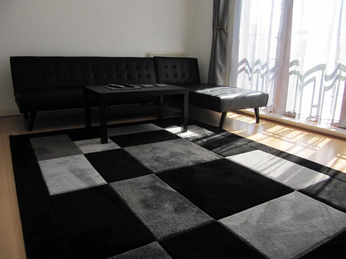 Cozy Off Road 2 Bedroom Cottage Apartment With Free Wi-Fi And Private Parking Глазго Екстер'єр фото